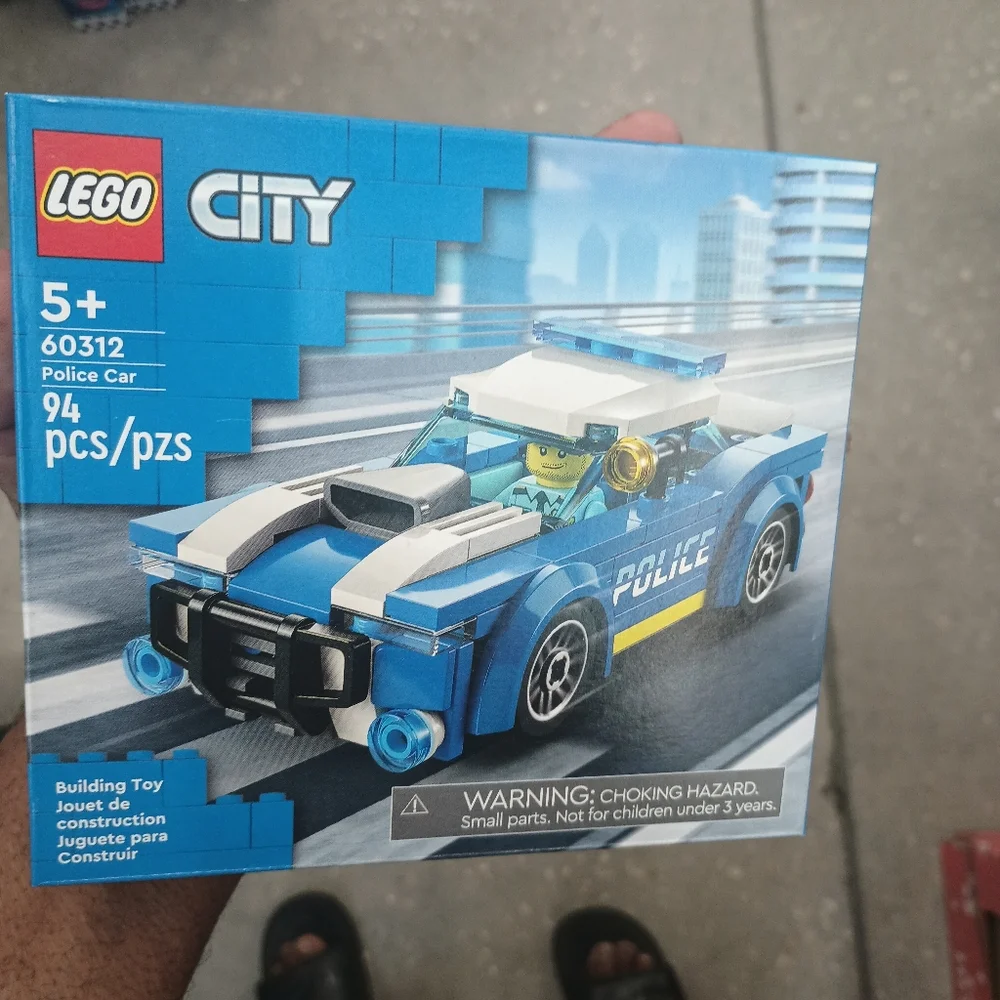 LEGO City Blue and White Police Car Set